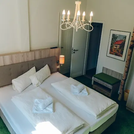 Adelheid Garni 3* Quedlinburg
