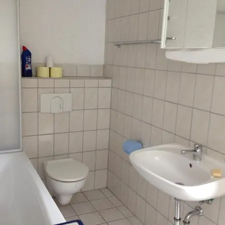 Adelheid Garni Hotel 3*