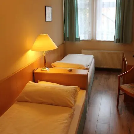 Hotel Adelheid Garni 3*