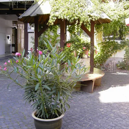 Adelheid Garni Quedlinburg