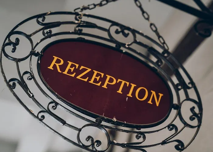 Adelheid Garni Hotel