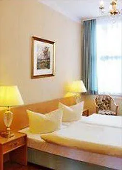 Adelheid Garni Quedlinburg